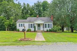 171 Greenhill Rd, Ramseur, NC 27316