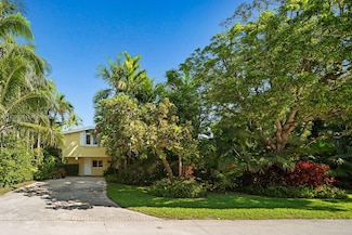 669 S Mashta Dr, Key Biscayne, FL 33149