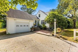 15 Felch Rd, Natick, MA 01760