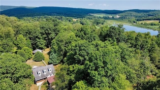 152 William Penn Trail, Chalkhill, PA 15421
