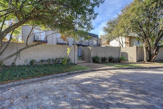 6323 Crab Orchard Rd, Houston, TX 77057