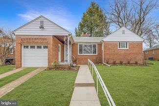 2940 Terrace Dr, Chevy Chase, MD 20815
