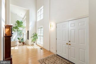 7028 Mountain Gate Dr, Bethesda, MD 20817