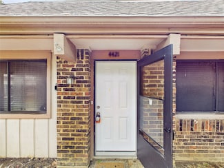 4421 Westminster Dr, Irving, TX 75038