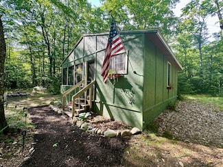 9057 Old Lane Rd, Newberry, MI 49868