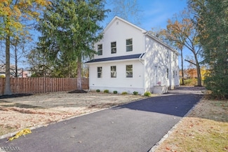 20 High St, New Providence, NJ 07974