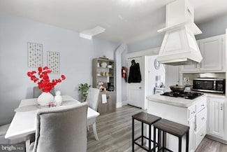 709 Mulberry St, Trenton, NJ 08638