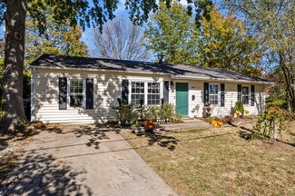 1401 Westwinds Dr, Columbia, MO 65203