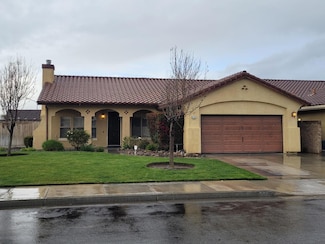 604 Vine St, Los Banos, CA 93635