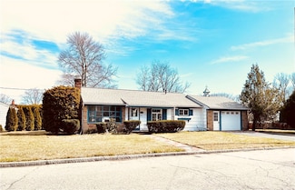 217 Don Ave, Rumford, RI 02916