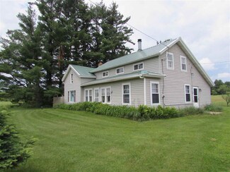 9552 State Highway 54, Amherst, WI 54406