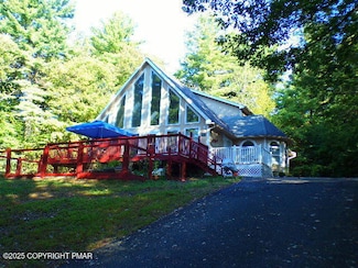 2311 Long Acre Dr, Effort, PA 18330