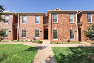 1548 Bennett St, Bryan, TX 77802