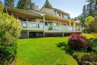 9169 Great Blue Heron Ln, Blaine, WA 98230