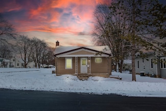 317 Hamburg St, Ripon, WI 54971