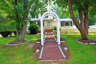 91 Hinston Rd, East Weymouth, MA 02189