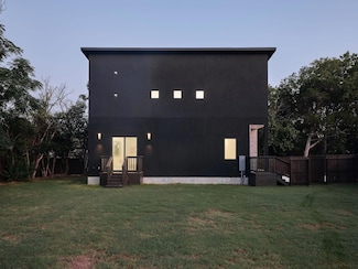 2611 Davis Ln Unit 2, Austin, TX 78745