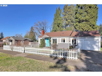 1430 B St, Springfield, OR 97477