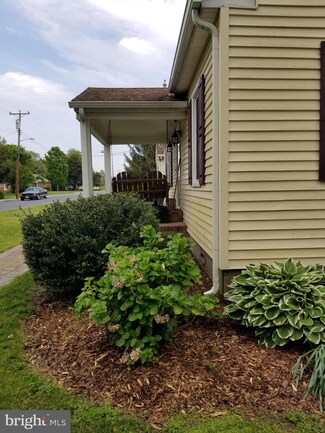 29399 Maple Ave, Trappe, MD 21673