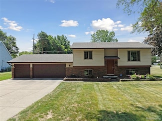 3395 W Maple Rd, Wixom, MI 48393