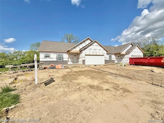 7058 Cambridge Dr, Flushing Township, MI 48433