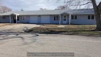 201 N Liberty St, Blue Hill, NE 68930