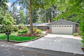 8807 SE 59th St, Mercer Island, WA 98040
