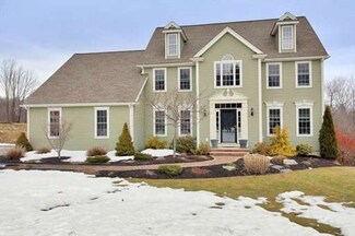 9 Highland Ln, Fiskdale, MA 01518
