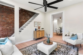 3113 Wyoming St, Saint Louis, MO 63118