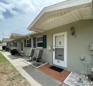 2687 Golf Course Dr Unit 219, Sarasota, FL 34234