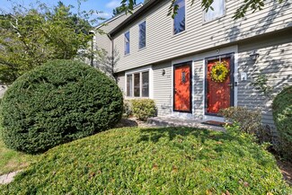 5 Village Way Unit E, Norton, MA 02766