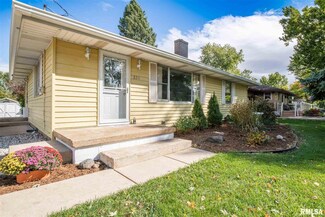 220 N Morgan St, Metamora, IL 61548