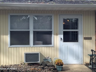 160D Gramercy Ct Unit 160D, Lakewood, NJ 08701