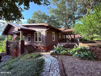 4815 6th Ave, Altoona, PA 16602