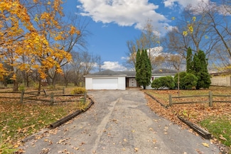 326 Old Mill Rd, Franklin Grove, IL 61031