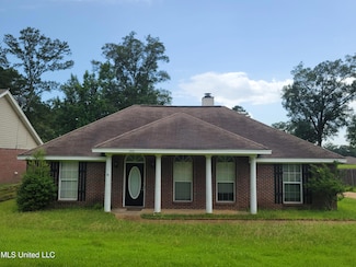 103 Live Oaks Blvd, Pearl, MS 39208