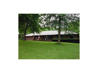 800 S Sibley St, Buckner, MO 64016