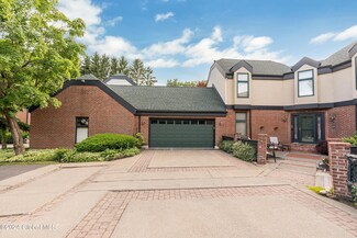 216 Colonial Ave, Albany, NY 12208
