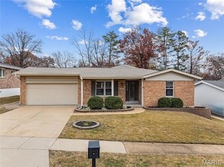 4929 Milsmar Dr, Saint Louis, MO 63128