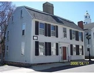 21 Leyden St Unit 4, Plymouth, MA 02360