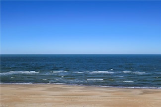 2424 Ocean Shore Crescent Unit 402, Virginia Beach, VA 23451