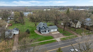 520 W 1st St, Cottonwood, MN 56229