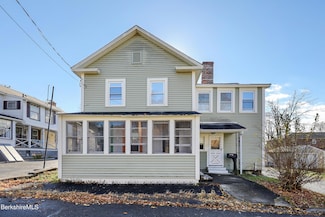 44 School St, Lee, MA 01238
