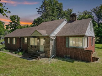 7825 N Gannett Rd, Northfield, OH 44067