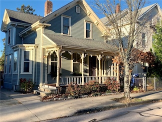 22 Gould St, Newport, RI 02840