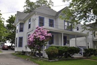 9 Halsted St, Newton, NJ 07860