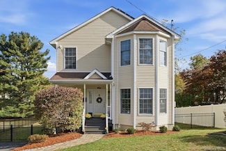 28 Hewitt St, Garnerville, NY 10923