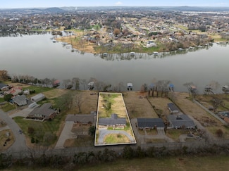 1108 Lock 4 Rd, Gallatin, TN 37066