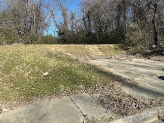 248 W Davant Ave, Memphis, TN 38109