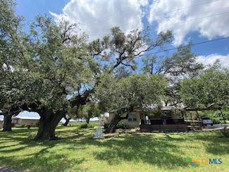 7096 Farm To Market Road 621, Martindale, TX 78655